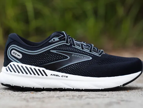 The Brooks Ariel GTS 23. 