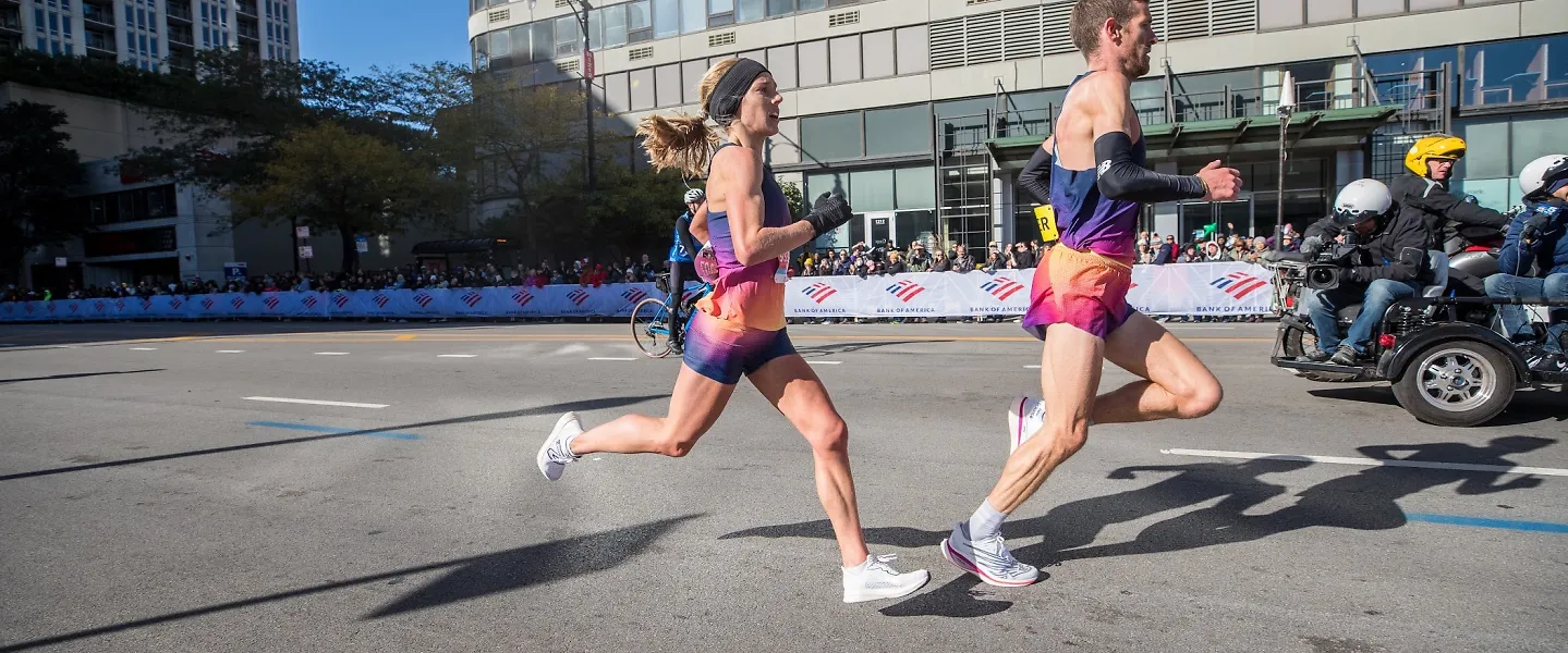 Emily Sisson runs to an American record in the marathon.