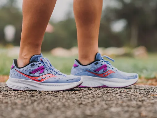 The women's Fleet Feet exclusive colorway of the Guide 16.