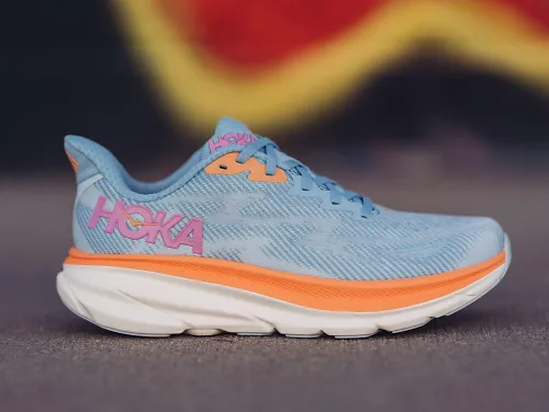 A side view of the women's HOKA Clifton 9.