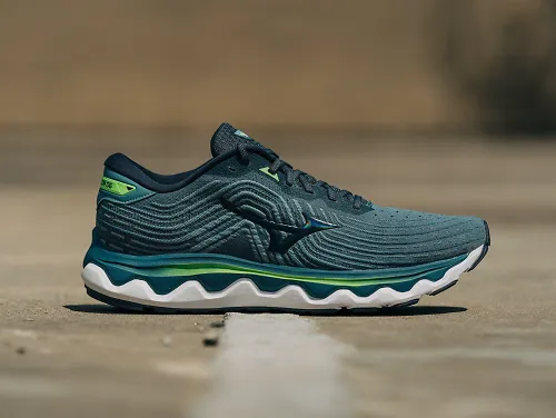 The men's Mizuno Wave Horizon 6.