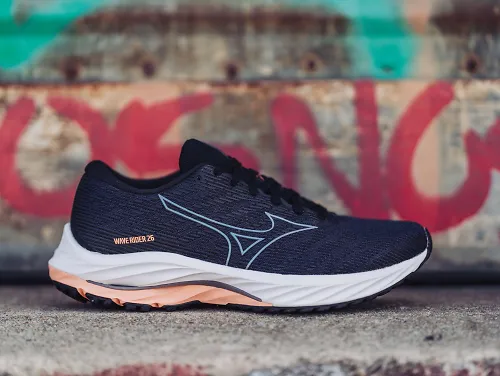 The Mizuno Wave Rider 26