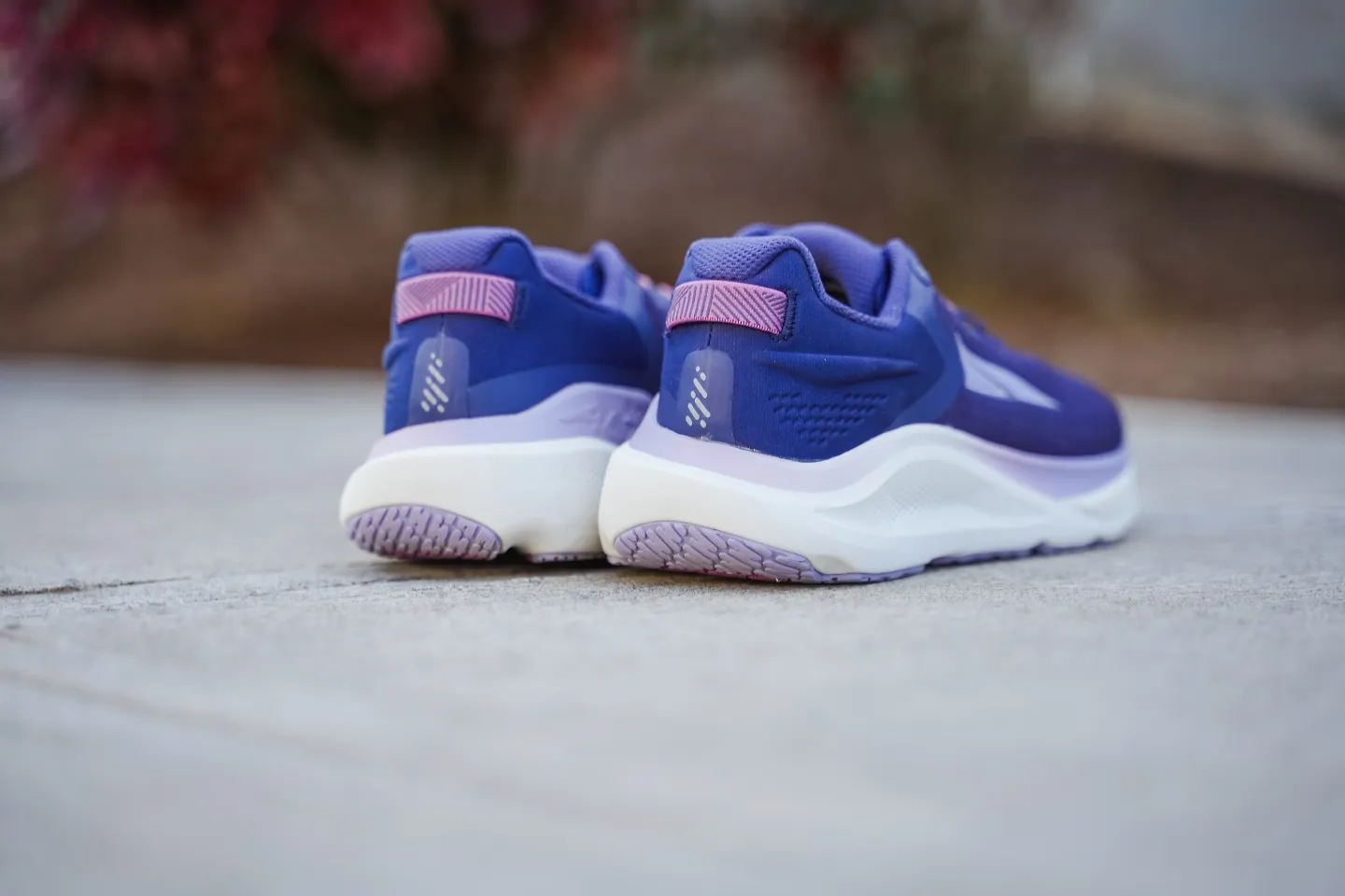 The Altra Paradigm 8