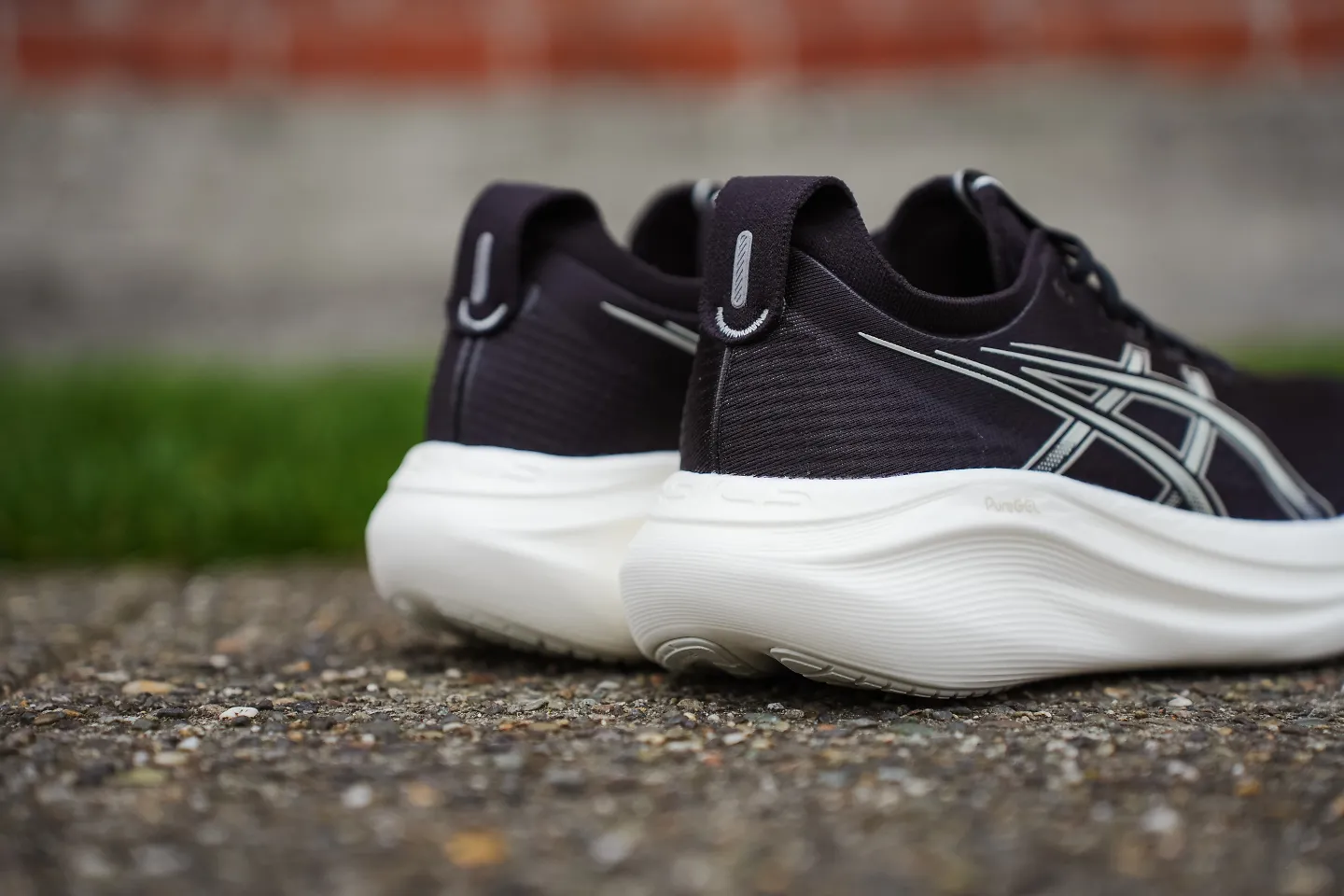 The men's ASICS GEL-Nimbus 27 in Black Lake Grey.