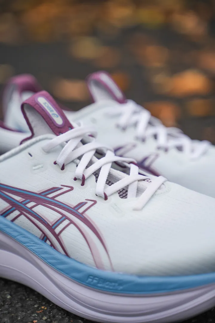 The ASICS GEL-Nimbus 28