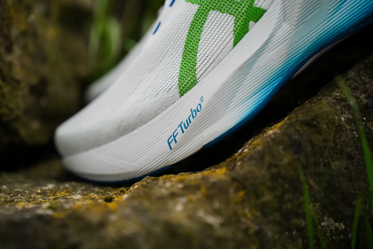 The ASICS Novablast 6