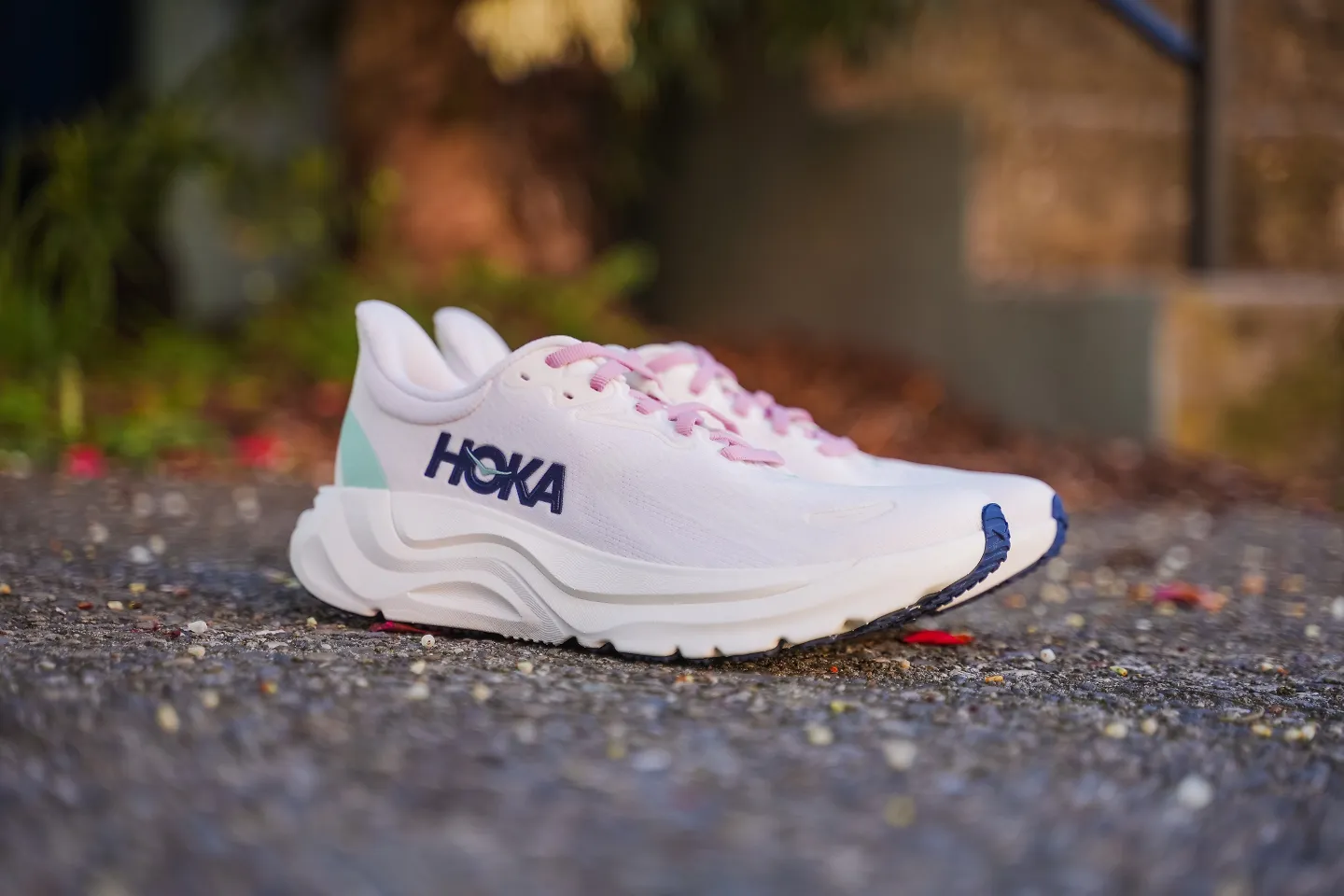The HOKA Arahi 8