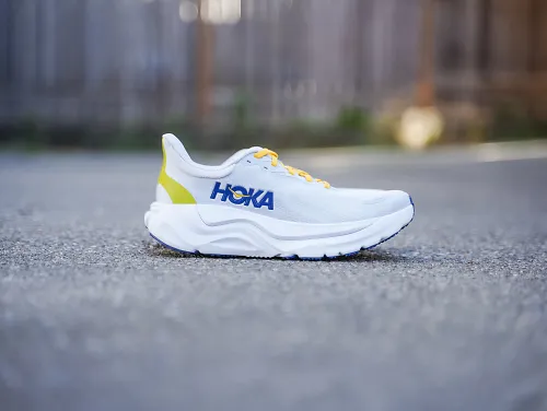 The HOKA Arahi 8