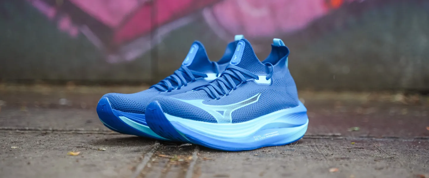 The Mizuno Neo Vista. 