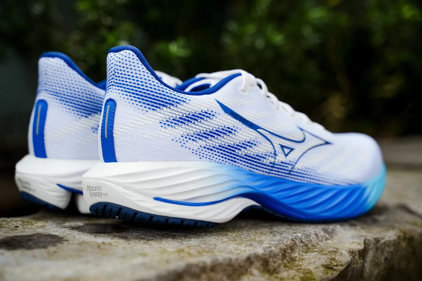 The Mizuno Wave Rider 28 uses ENERZY NXT foam.