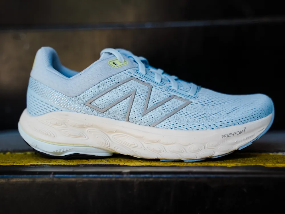 The New Balance 860 v14. 