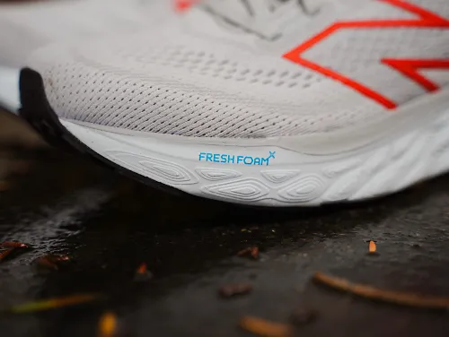 The New Balance 880 v14 features Fresh Foam X cushioning.