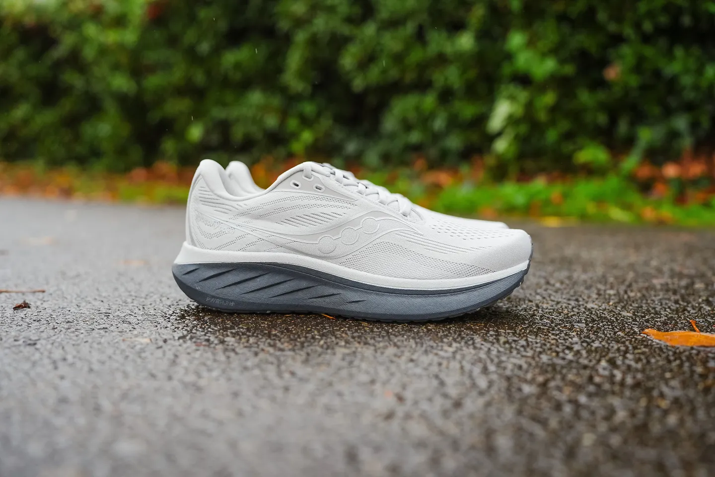 The men's Saucony Ride 18 in Cloud/Shadow.