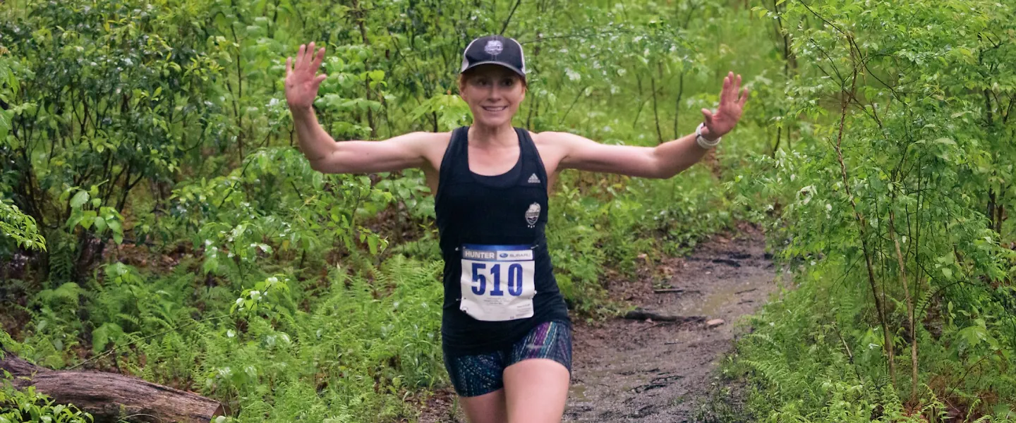 Kate Schwartz running a race