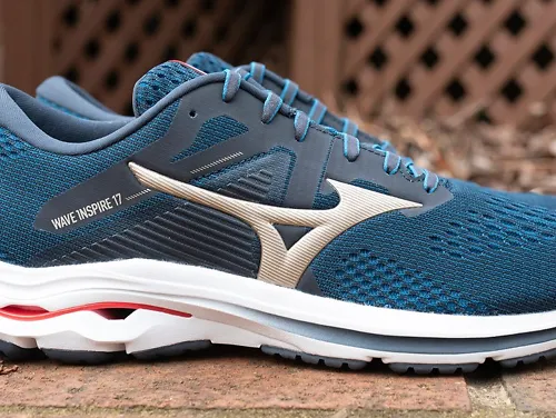 A blue Wave Inspire 17 running shoe