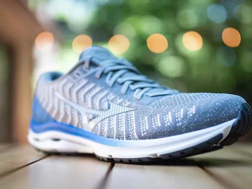 The men's Mizuno Wave Rider 24 running shoe